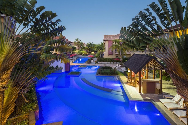 Lakes Cairns Resort - Lakes Cairns Resort The Lakes Resort & Spa, 2/10 Greenslopes St, Cairns North QLD 4870, Australia