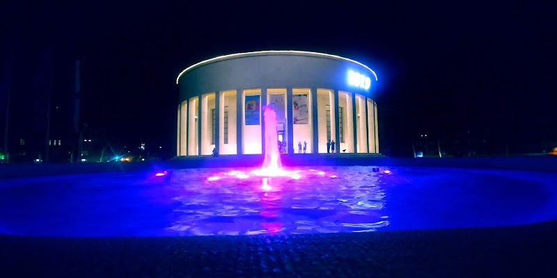 Fontana kod Hrvatsko Društvo Likovnih Umjetnika - Fontana kod Hrvatsko Društvo Likovnih Umjetnika Trg Žrtava Fašizma 1, 10000, Zagreb, Croatia