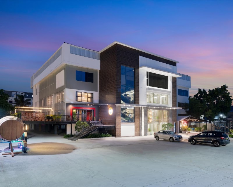 Amaravathi Restaurant, Banquet & Bar, L B Nagar - Amaravathi Restaurant, Banquet & Bar, L B Nagar Plot -11, Chintalkunta Rd, Sriram Nagar, Dharmapuri, L. B. Nagar, Hyderabad, Telangana 500074, India