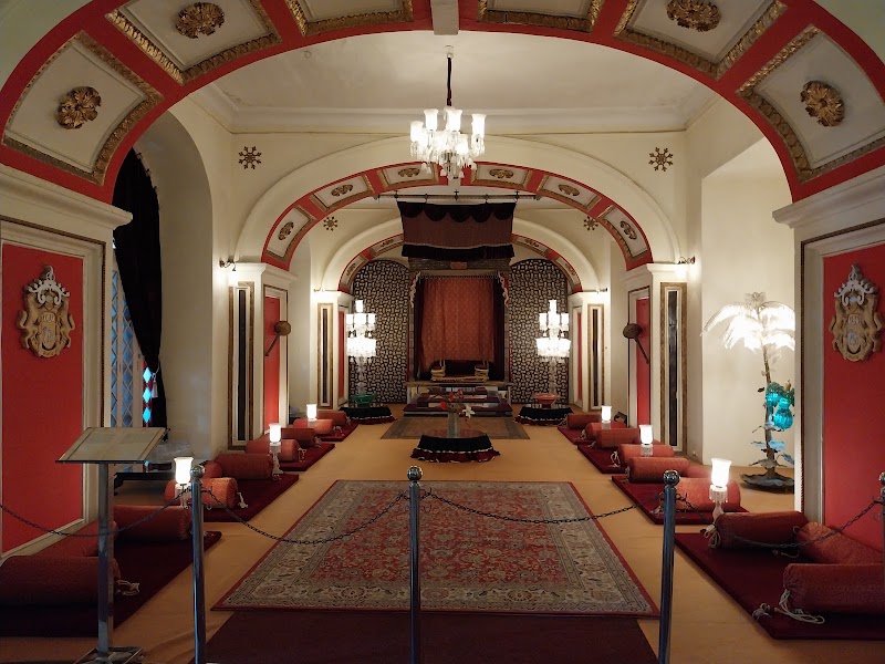 HH Maharaja Sir Jiwajirao Scindia Museum - HH Maharaja Sir Jiwajirao Scindia Museum Jai Vilas Palace, Lashkar, Gwalior, Madhya Pradesh 474009, India