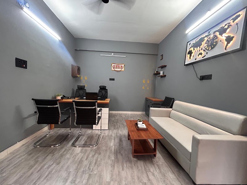 AARAMBH EDUCATION & CONSULTANCY - AARAMBH EDUCATION & CONSULTANCY, 1st FLOOR, AMBE ANJANI E PLAZA, FF- 37, CMD Chowk, near APOLLO CITY CENTER, Vidya Nagar, Bilaspur, Chhattisgarh 495004, India