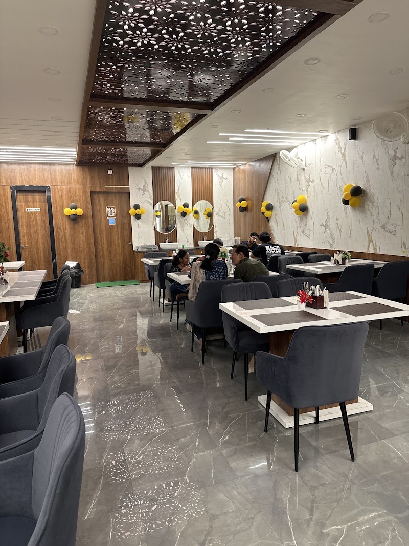 Desi Tadka Veg Restaurant - Desi Tadka Veg Restaurant, in front of Railway Station First Floor Of Sun View Hotel, Thikadar para, Titilagarh, Odisha 767033, India