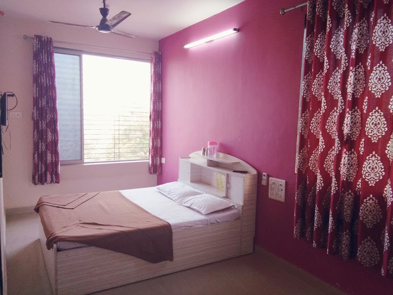 Relax inn - Relax inn, railway station, Valge road, next to matheran, Matheran, Maharashtra 410102, India