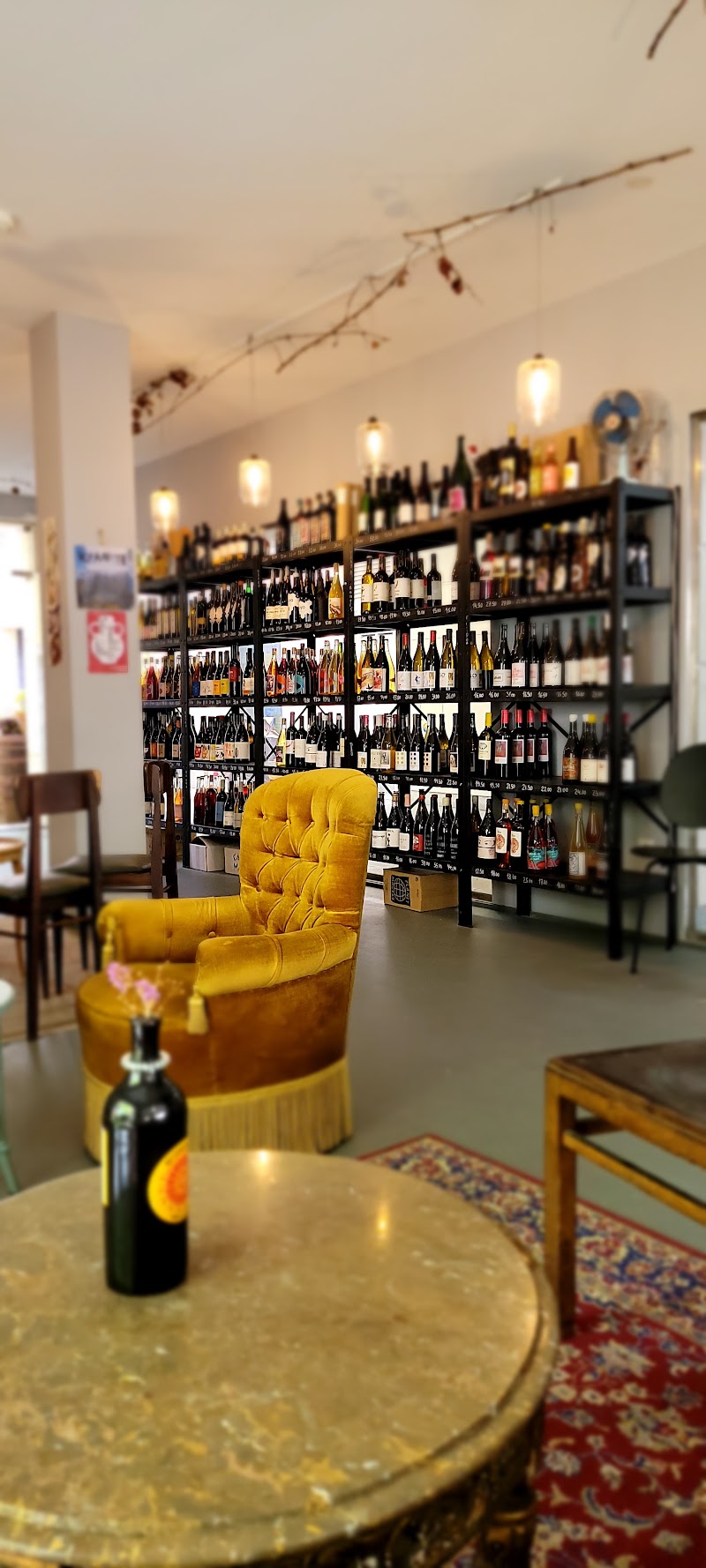 Cave Bombarda - Natural Wine Shop - Cave Bombarda - Natural Wine Shop Centro Comercial Bombarda Rua do Rosário 84 CCBombarda, Loja 16, 4050-381 Porto, Portugal