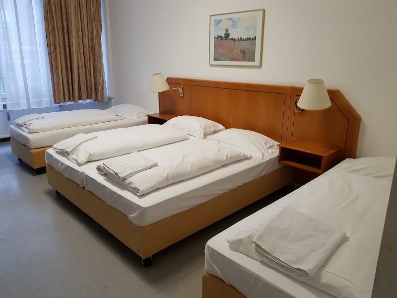 Willy Hotel Frankfurt - Willy Hotel Frankfurt, Neue Mainzer Str. 24, 60311 Frankfurt am Main-Innenstadt I, Germany