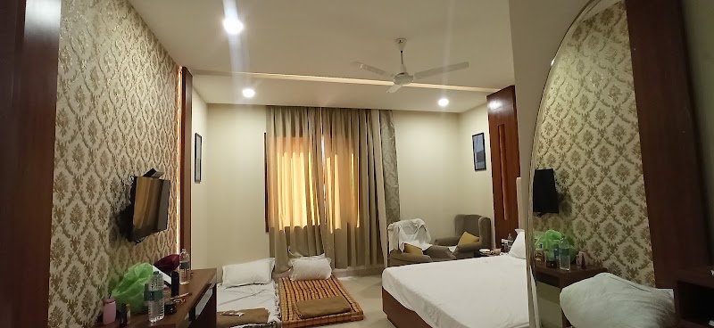 Amritam Palace(A Unit Of Hotel Holidays Desert) - Amritam Palace(A Unit Of Hotel Holidays Desert) Jaisalmer Bypass Rd, near Dali Bai Circle, Vinayak Vihar, Gopal Bari, Jodhpur, Rajasthan 342014, India