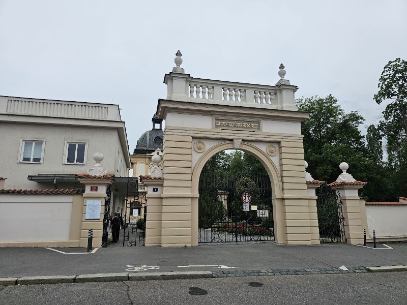 Friedhof Praha (Franz Kafka Grave) - Friedhof Praha (Franz Kafka Grave), Izraelská 1, 130 00 Praha 3, Czechia