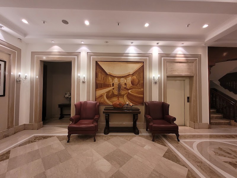 Lutyens' Hotels - Lutyens Hotels, 222/223, Mehrauli-Gurgaon Rd, New Manglapuri, Sultanpur, New Delhi, Delhi 110030, India