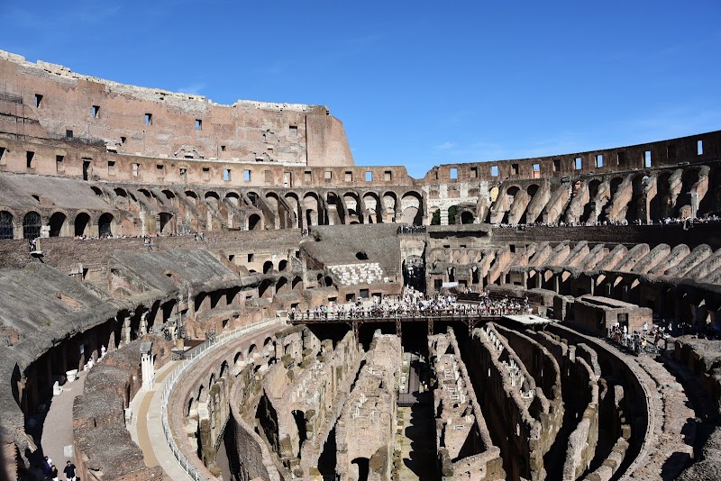 Angel Tours - Angel Tours, Via Vittorio Veneto, 150, 00187 Roma RM, Italy