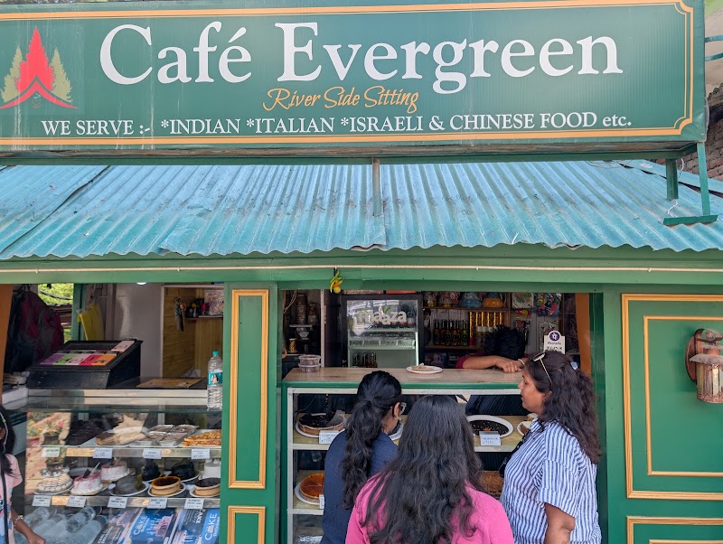 Cafe Evergreen Manali - Cafe Evergreen Manali Manu Temple Rd, Old Manali, Manali, Himachal Pradesh 175131, India