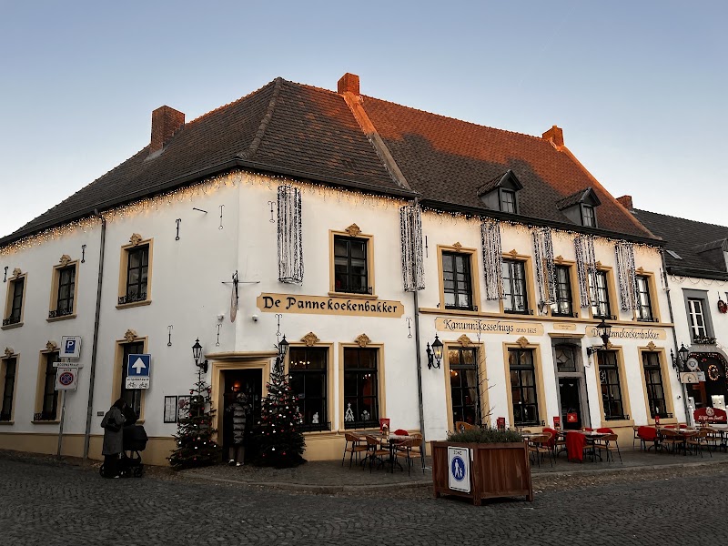 De Pannekoekenbakker Thorn - De Pannekoekenbakker Thorn Bogenstraat 2, 6017 AV Thorn, Netherlands