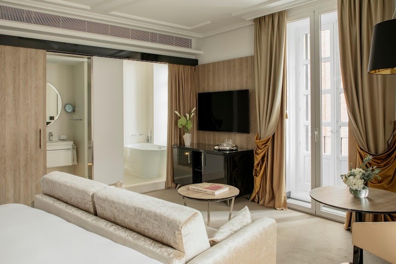 Palacio de los Duques Gran Meliá - The Leading Hotels of the World - Palacio de los Duques Gran Meliá - The Leading Hotels of the World, Cuesta de Sto. Domingo, 5, Centro, 28013 Madrid, Spain