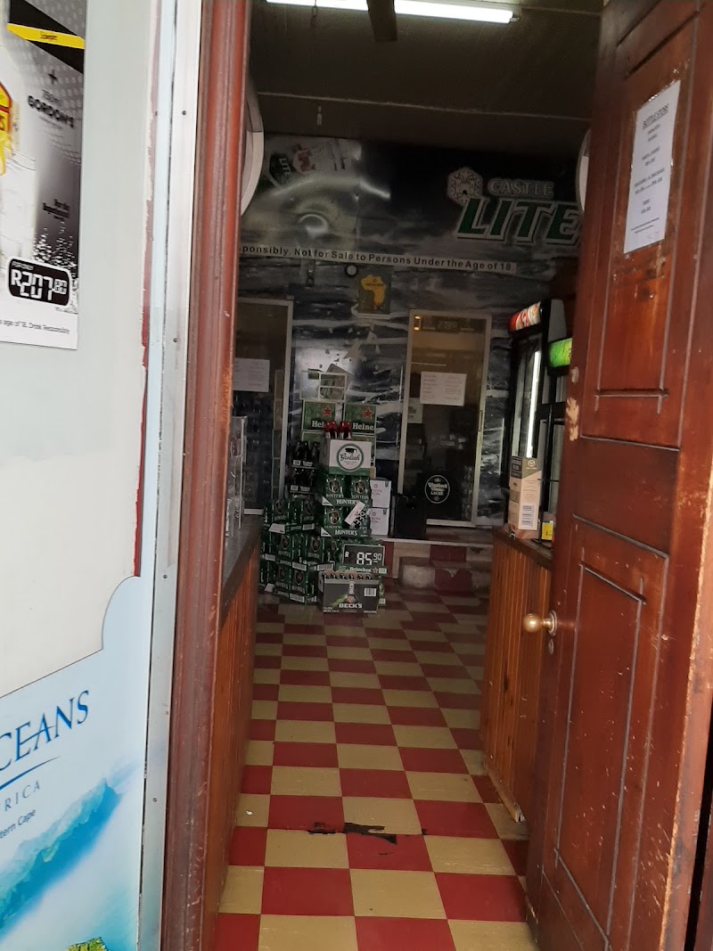 SIMON'S TOWN BOTTLE STORE - SIMON'S TOWN BOTTLE STORE, 98 St George's St, Simon's Town, Cape Town, 7995, South Africa