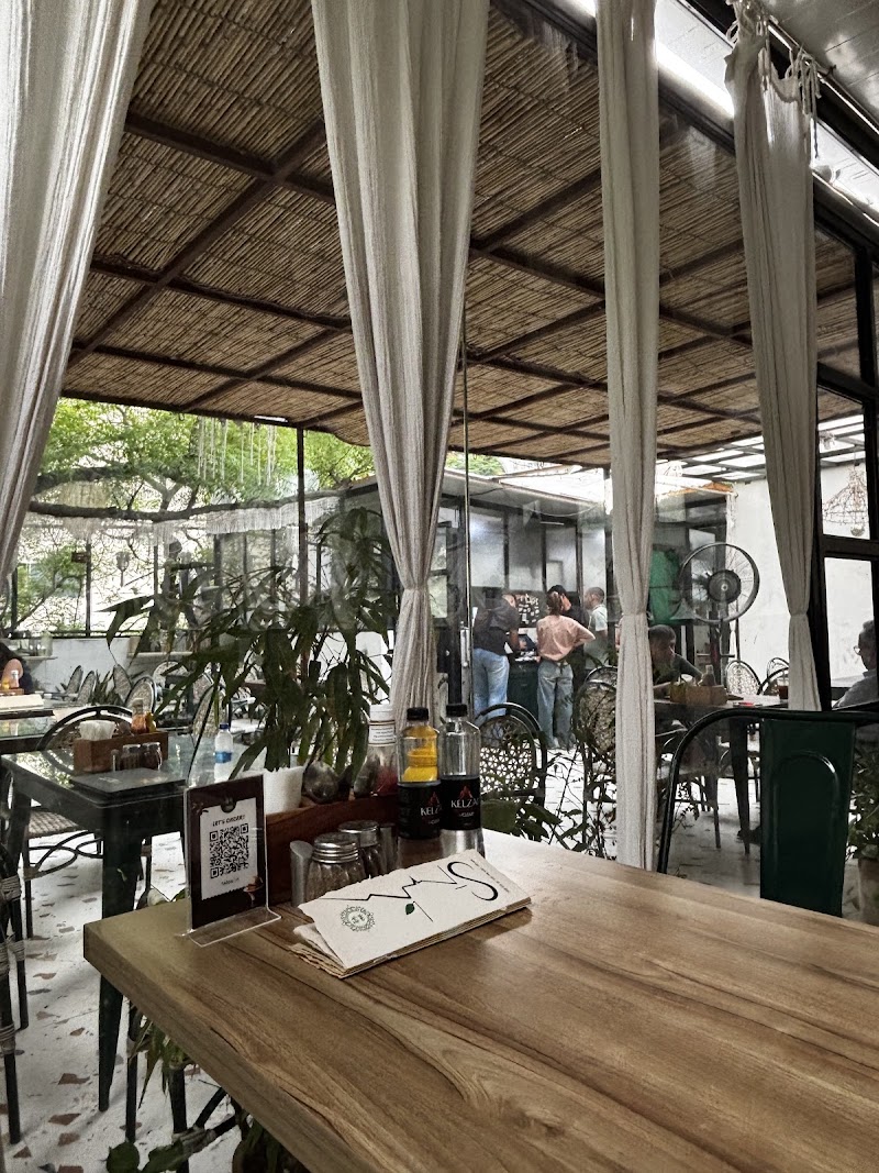 Cafe Saka - Cafe Saka shop no.4, b-6 market, Block B6, Deer Park, Safdarjung Enclave, New Delhi, Delhi 110029, India