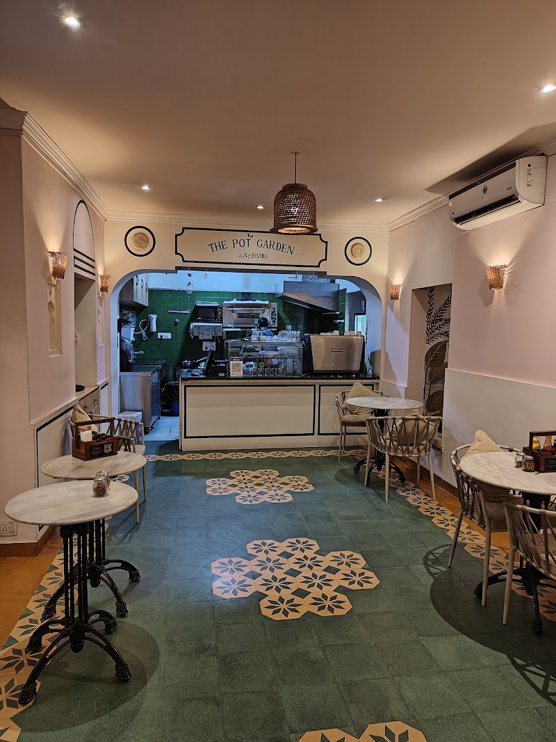 The Pot Garden - 24x7 Bistro - The Pot Garden - 24x7 Bistro 5, Ambavgarh, Ambamata, Udaipur, Rajasthan 313004, India