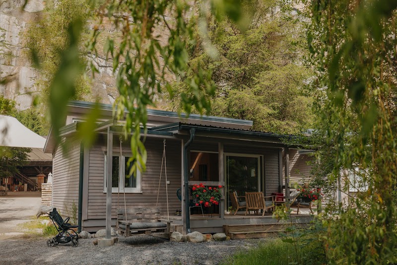 Camping Jungfrau - Camping Jungfrau In der Weid 406c, 3822 Lauterbrunnen, Switzerland