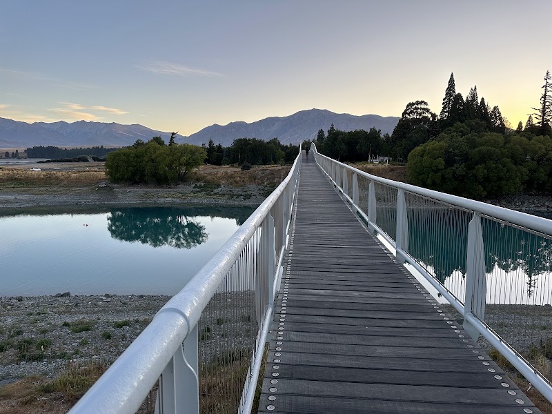 The Church of the Good Shepherd - The Church of the Good Shepherd Pioneer Drive, Lake Tekapo 7999, New Zealand