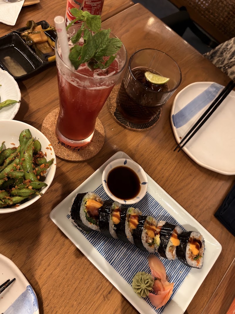 Izumi Bandra - Izumi Bandra Ground Floor, Sunrise Cooperative Society, Rd Number 24, Khar West, Mumbai, Maharashtra 400050, India