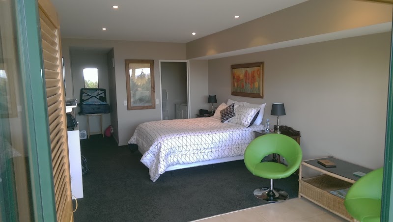 Bayview Accommodation - Bayview Accommodation 2 Bay View Heights, Kaiteriteri 7197, New Zealand