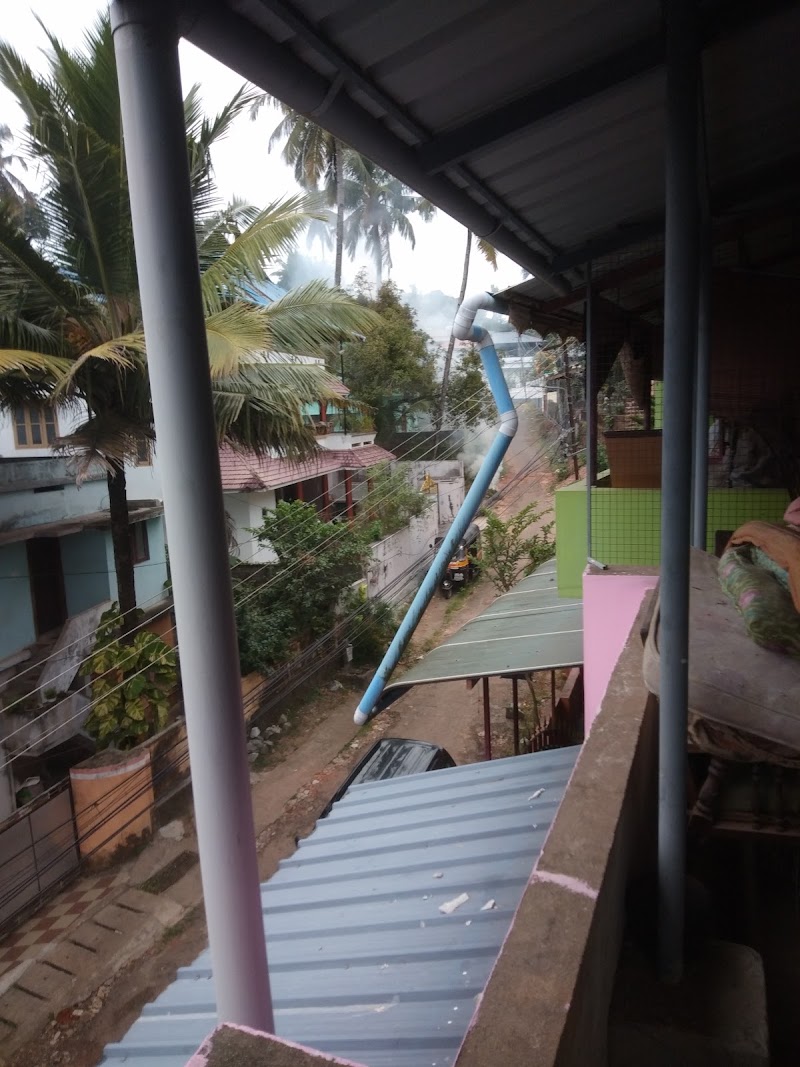Helipad Road, Varkala - Helipad Road, Varkala PPP6+WCW, Varkala Days Home Stay Rd, Varkala, Kerala 695141, India