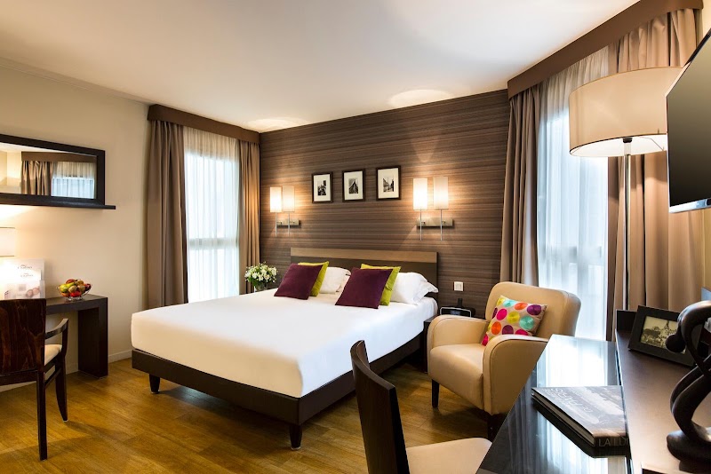 Citadines République Paris - Citadines République Paris 75 bis Ave Parmentier, 75011 Paris, France