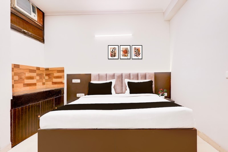 Hotel O Rangpuri Mahipalpur - Hotel O Rangpuri Mahipalpur Khasra Number 619, 620, Rangpuri Nallapar, Rangpuri Extention B-Block Pocket-4, New Delhi, Delhi 110037, India