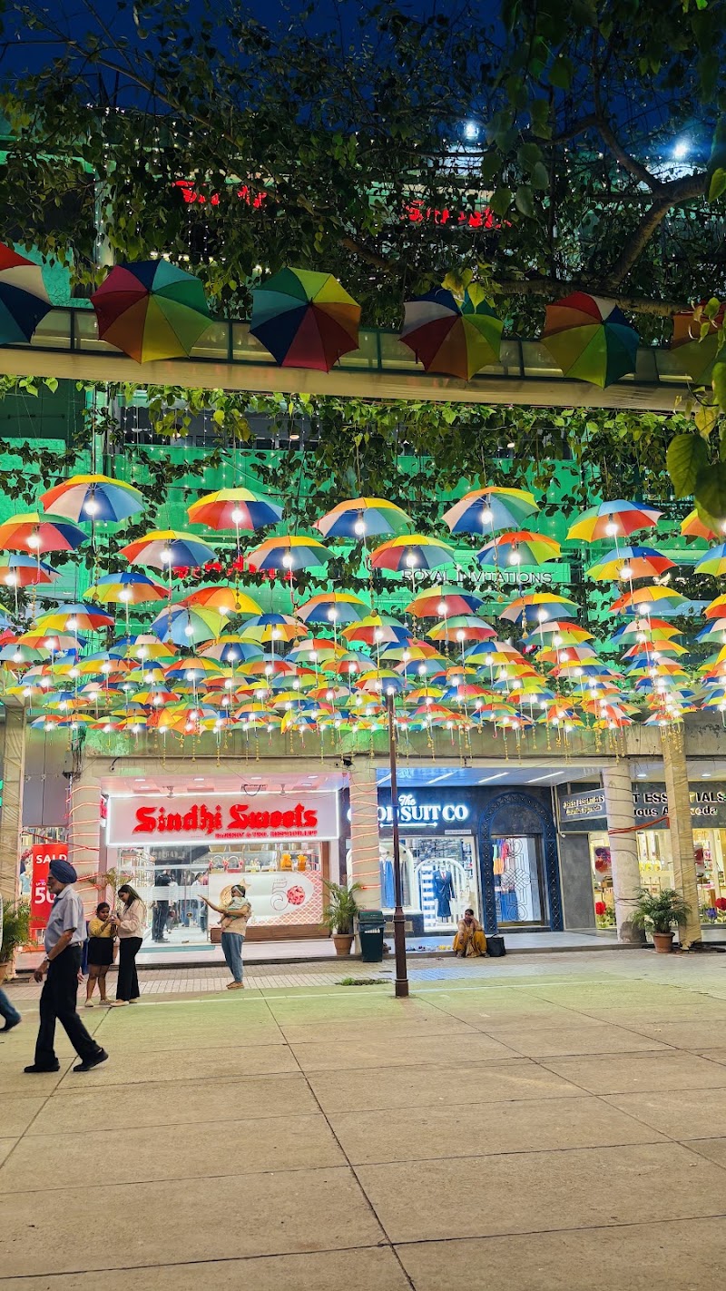 Sector 17 Plaza - Sector 17 Plaza, PQRJ+6R8, Shopping Plaza, 17E, Sector 17, Chandigarh, 160017, India