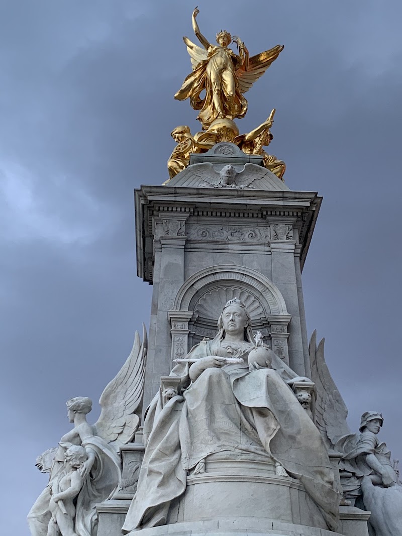 Queen Victoria Memorial - Queen Victoria Memorial London SW1A 1AA, UK
