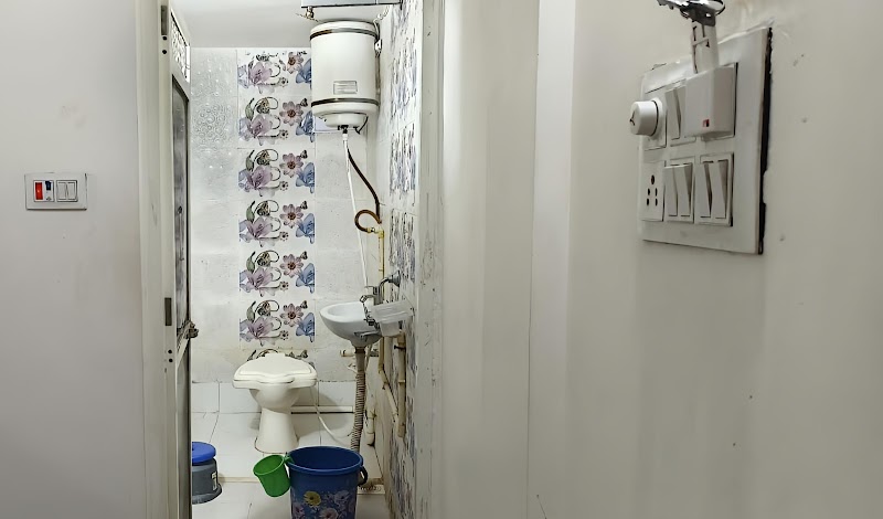 Hotel Prabhu Palace - Hotel Prabhu Palace 36 , satyanarayan Mandir ki gali, Dhabha, Mahakal Tent House, road, Kartik Chowk, Ujjain, Madhya Pradesh 456006, India