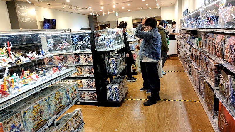 The Gundam Base Satellite Kyoto - The Gundam Base Satellite Kyoto, Japan, 〒601-8417 Kyoto, Minami Ward, Nishikujō Toriiguchichō, Sakura Building, 4階 namcoイオンモールKYOTO店内 京都市南区西九条鳥居口町1 イオンモールKYOTO