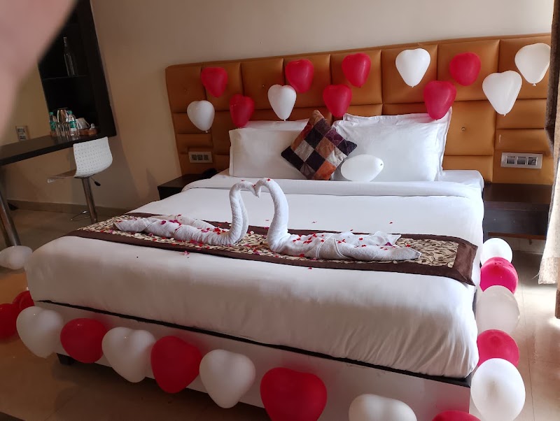 Moonlight Lake Resort Bhimtal - Moonlight Lake Resort Bhimtal 62, June Estate Rd, Bhimtal, Harinagar Chanddeva, Uttarakhand 263136, India