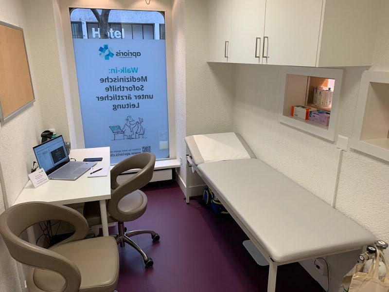 aprioris Soforthilfe-Praxis Limmatplatz - aprioris Soforthilfe-Praxis Limmatplatz, TopPharm Apotheke, Limmatstrasse 119, 8005 Zürich, Switzerland