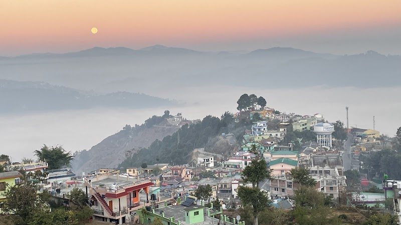 Bright End Corner - Bright End Corner HJQR+M25, Mall Rd, Khatyari, Almora, Mall, Uttarakhand 263601, India