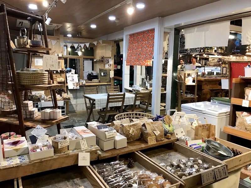 Hirome Market - Hirome Market 2-chōme-3-1 Obiyamachi, Kochi, 780-0841, Japan