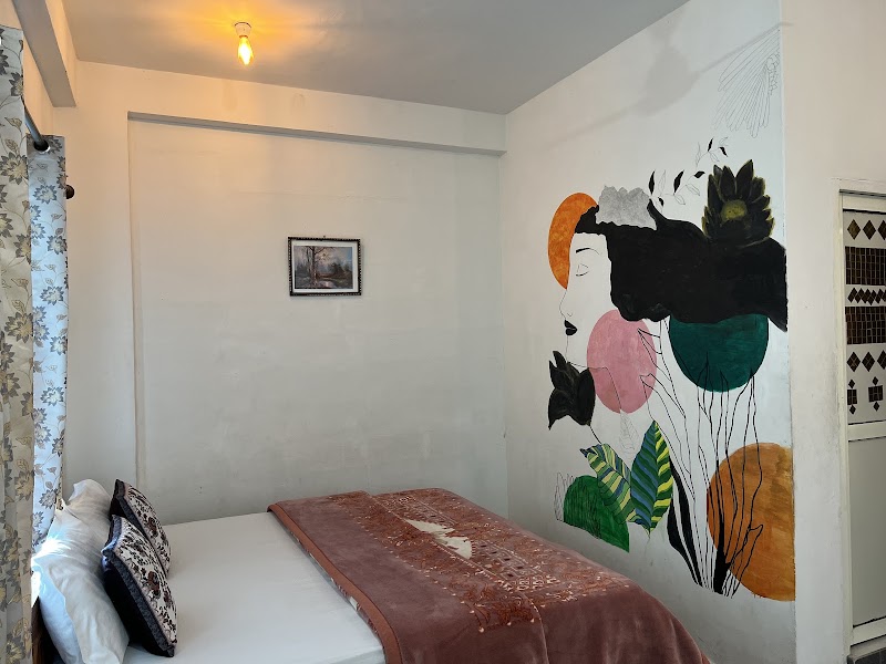Hill Veu Home Bir Billing - Hill Veu Home Bir Billing 200 mtr, Bir-Billing Rd, near bir bus stand, near Bir community health center, Bir, Himachal Pradesh 176077, India