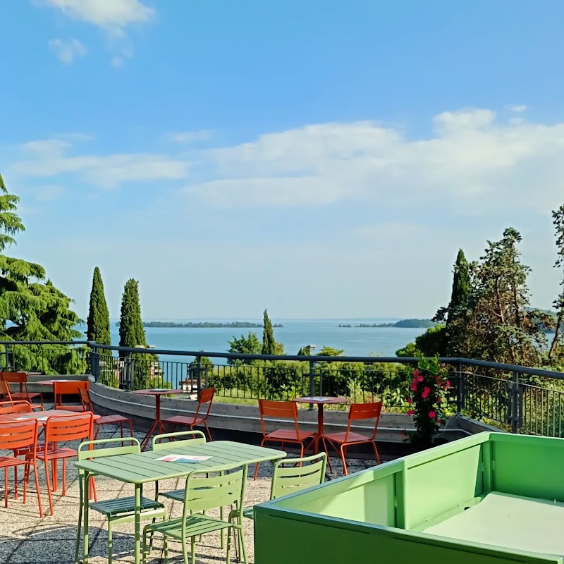 La Madame - La Madame Via Roma, 45, 25083 Gardone Riviera BS, Italy