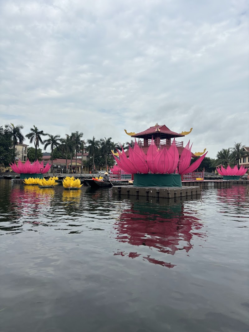 Tam coc boating Ticket counter - Tam coc boating Ticket counter, 6W9R+75F, Tam Coc Rd, Đam Khê Trong, Nam Hoa Lư, Ninh Bình, Vietnam