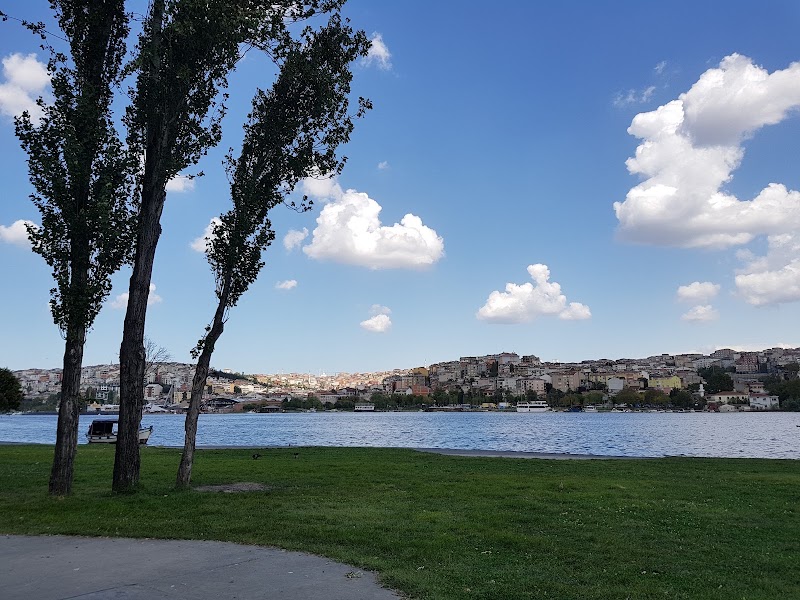 İBB Balat Parkı - İBB Balat Parkı, Ayvansaray, 34087 Fatih/İstanbul, Türkiye