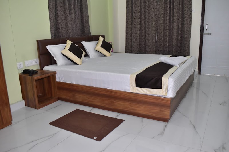 Hotel Pushparaj - Hotel Pushparaj Children Park, Plot P/MA 52, near Lighthouse Lane, Balipada, Puri, Odisha 752001, India