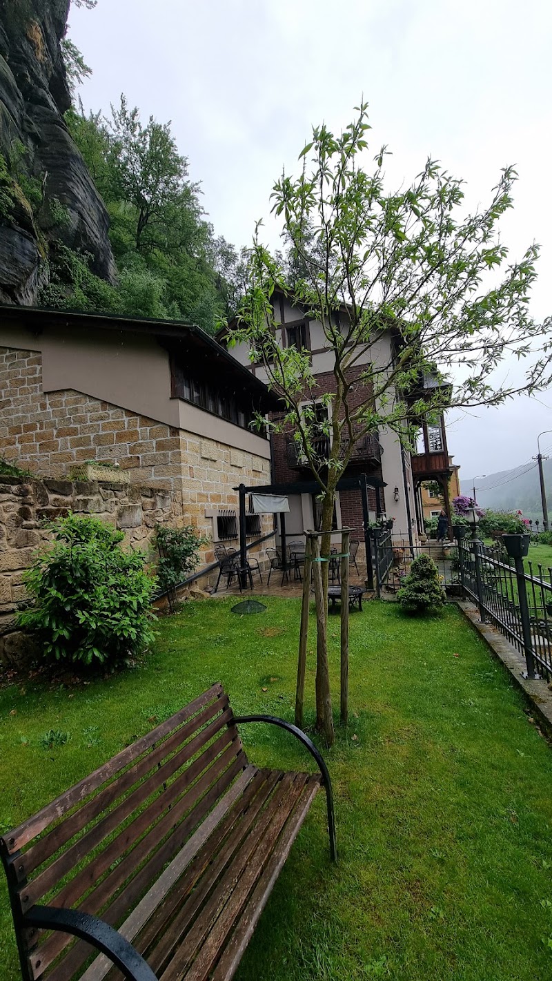 Labský Dvůr - Labský Dvůr, Hřensko 100, 407 17 Hřensko, Czechia