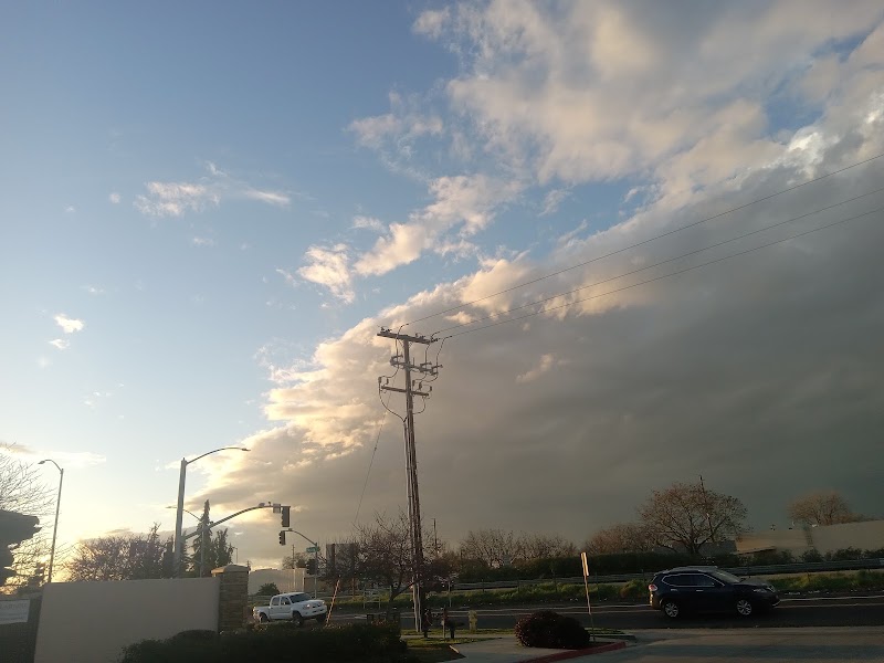 Visalia, CA (VIS) - Visalia, CA (VIS), 425 E Oak Ave, Visalia, CA 93291, USA