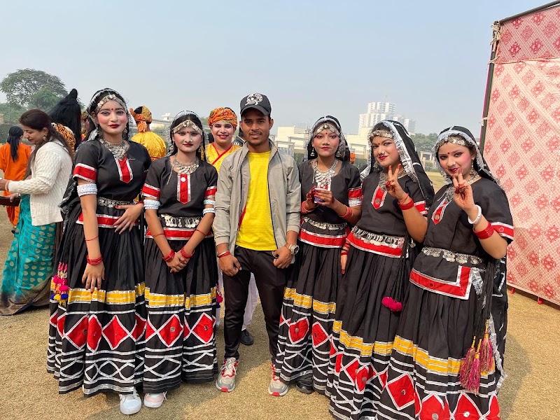 DANCE MOVES FOUNDATION ACADEMY - DANCE MOVES FOUNDATION ACADEMY D - 131 VIPUL WORLD, Aaron Ville Dhani, Fazilpur Jharsa, Sector 48, Gurugram, Haryana 122018, India