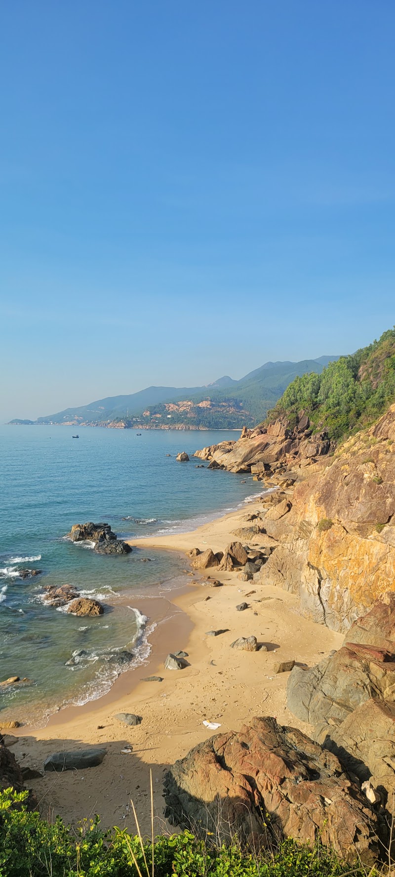 Bãi biển Hàn Mạc Tử - Bãi biển Hàn Mạc Tử, P6F8+QR2 Công viên Nhân Ái, khu vực 2, Quy Nhơn Nam, Gia Lai, Vietnam