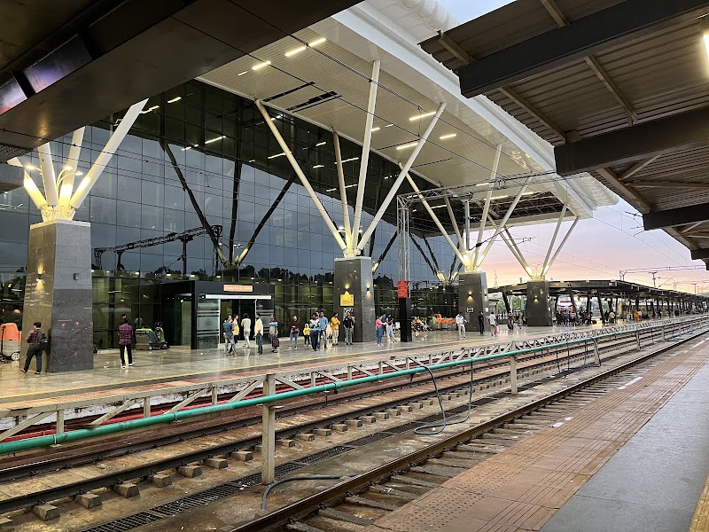 SMVT Bengaluru Station - SMVT Bengaluru Station XJXR+W5J, Sathya Nagar, Maruthi Sevanagar, Bengaluru, Karnataka 560033, India