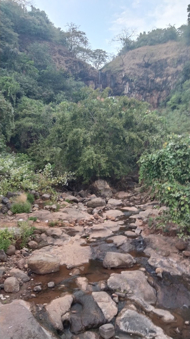 Hidden Waterfall ahead of Routwadi - Hidden Waterfall ahead of Routwadi, CXH3+J9, Olavan, Maharashtra 416212, India