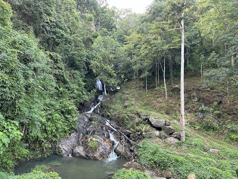 Kamala Waterfall - Kamala Waterfall W7PW+383, Kamala, Kathu District, Phuket 83150, Thailand