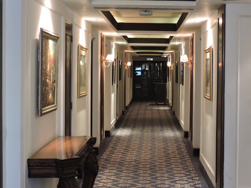 Country Inn & Suites by Radisson, Delhi Satbari - Country Inn & Suites by Radisson, Delhi Satbari, 579, Main Chhatarpur Rd, Shahoorpur Extension, Satbari, New Delhi, Delhi 110074, India