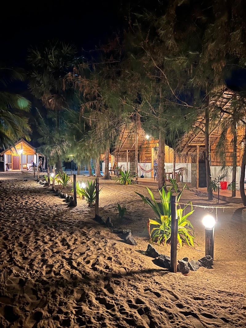 Sand Dune Beach Hotel - Sand Dune Beach Hotel Al azban, school Rd, Arugam Bay 32500, Sri Lanka