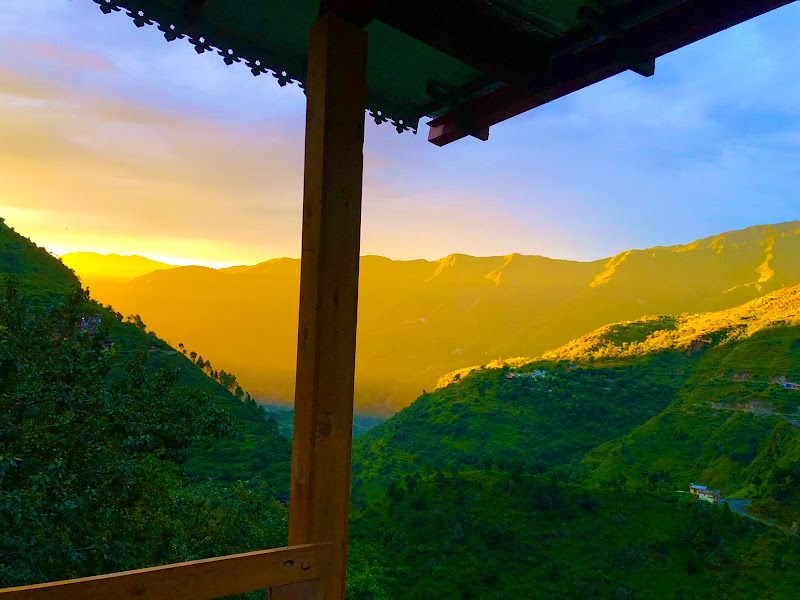 The Brigadiers Cottage Mussoorie, A pet friendly Homestay - The Brigadiers Cottage Mussoorie, A pet friendly Homestay Kempty Falls, Mussoorie, Lakhwad, Kempty, Mussoorie, Ram Gaon, Uttarakhand 248179, India
