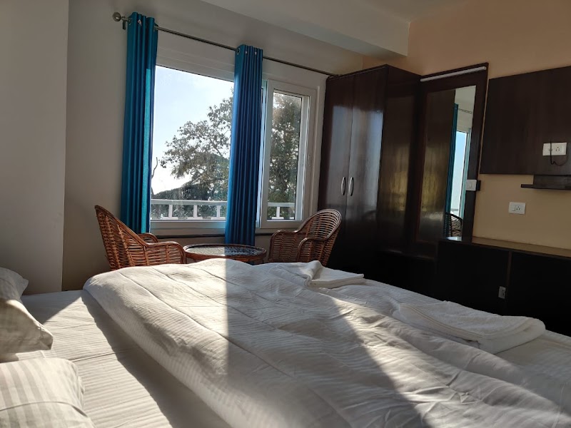 Macquary inn, Home stay - Macquary inn, Home stay NEAR HAMPTON COURT SCHOOL, below ropeway, Jhula Ghar, The Mall Road, Mussoorie, Uttarakhand 248179, India